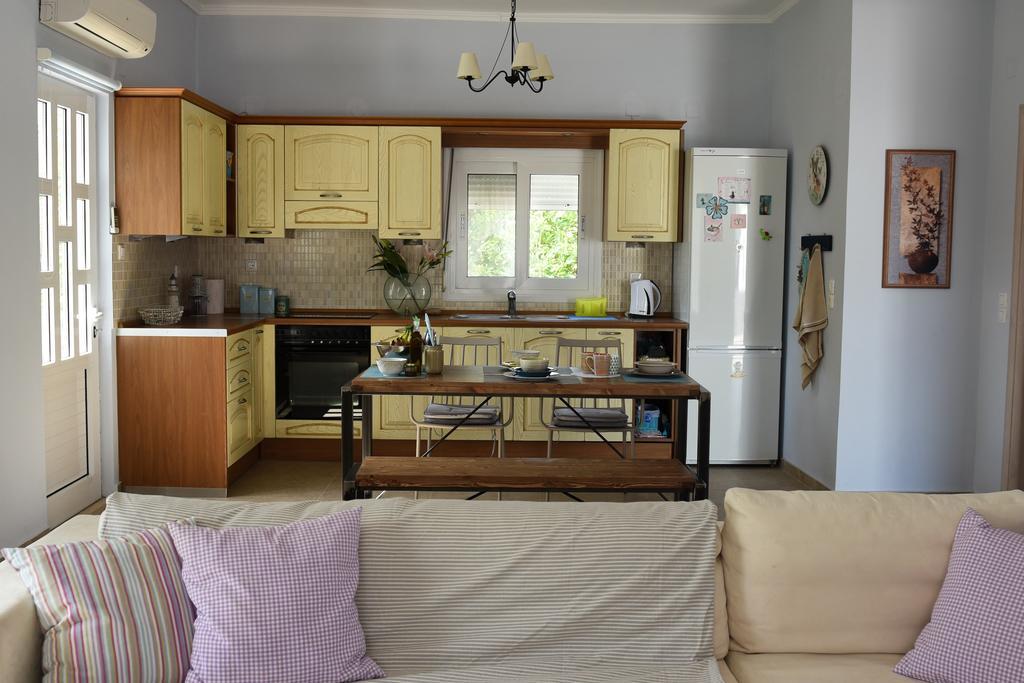 Dimitris' & Valentina'S Home 플라키아스 외부 사진